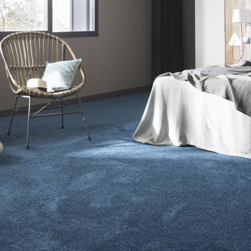 409T_RoomSet_carpet_Feelings_180_BLUE_1.jpeg